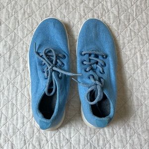 Pretty Allbirds sneakers